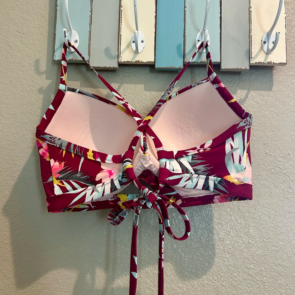 Floral Bikini Top with Tie Detail - Picture 2 of 6